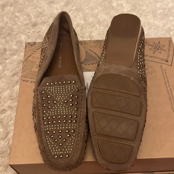 Two pair of Donald Pliner’s driving moccasins size 8. Excellent condition. - Picture 2 of 6